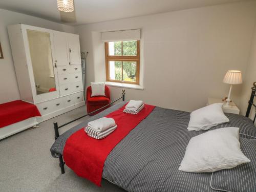 Astrantia Cottage Lostwithiel - image 3