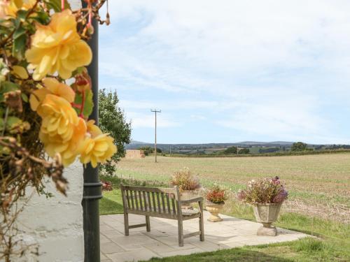 Little Pound House in Lindridge