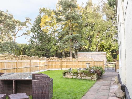 Station House Shrewsbury - image 5