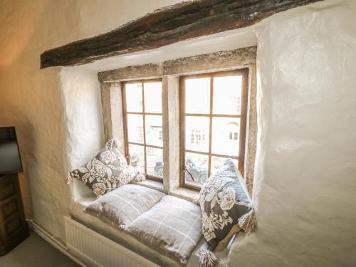 Farriers Cottage Matlock - image 10