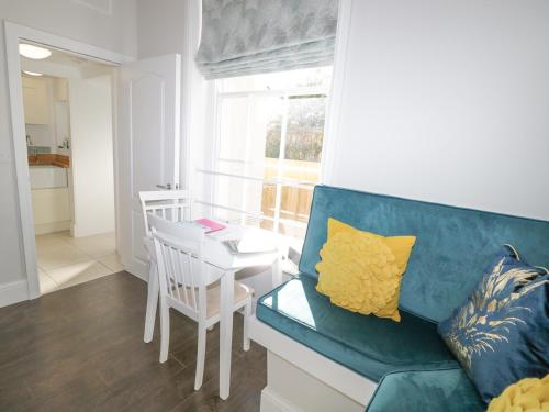 Hamilton's Studio in Ryde North East