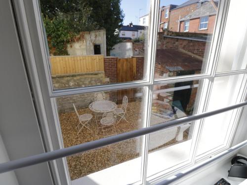 Hamilton's Studio in Ryde North East