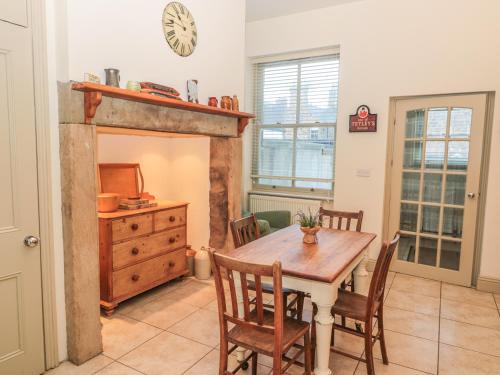 St Elmo's Apartment Alnwick - image 8
