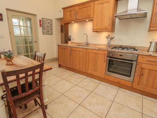 St Elmo's Apartment Alnwick - image 9