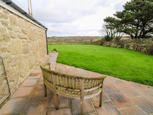 Meadowside Penzance - main image