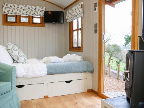 Little Silver Leaf Umberleigh - image 11