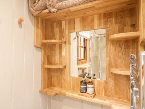 Little Silver Leaf Umberleigh - image 14