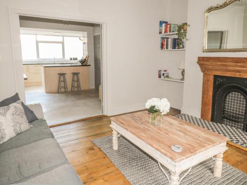 Edwards Cottage Morpeth - image 2