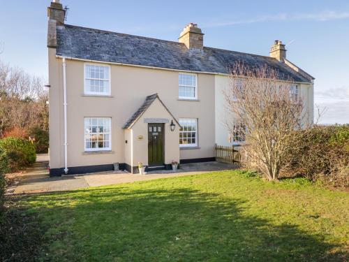 2 Old Coastguard House cottage Penmon