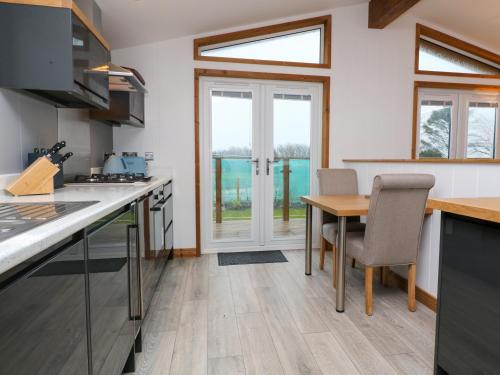 6 Southern Place Liskeard - image 7