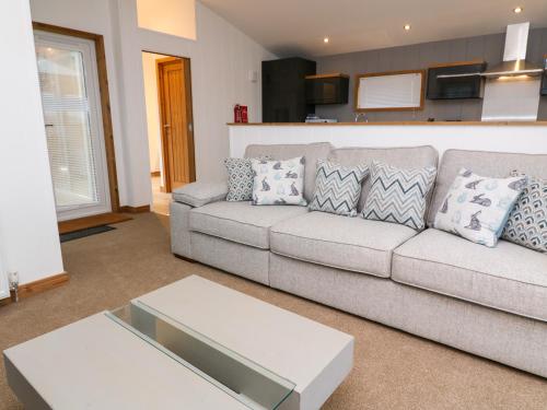6 Southern Place Liskeard - image 4