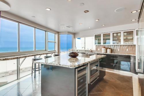 Ostend Getaway in San Diego, USA