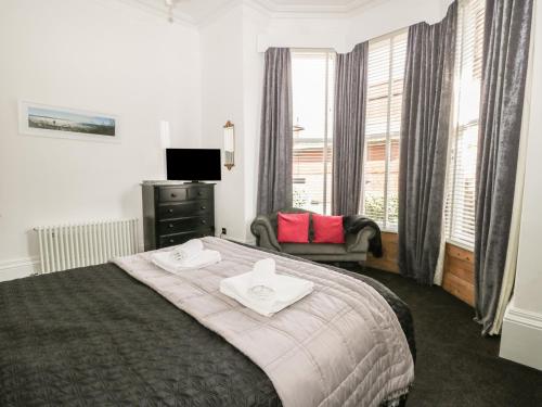 Esplanade Gardens Apartment 1 - image 14
