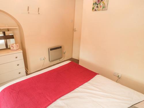 Magpie Cottage - image 14