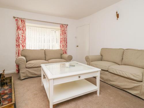 11 Tower Street - image 11