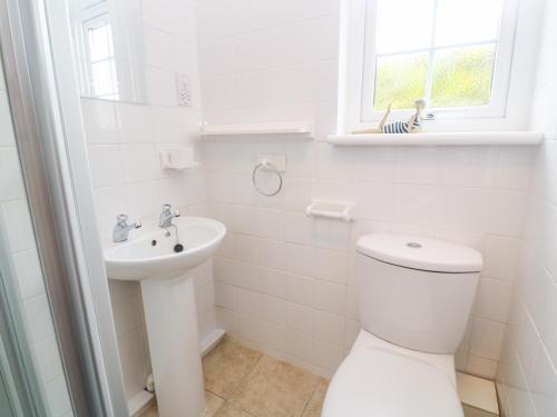 Swallow Cottage - image 2