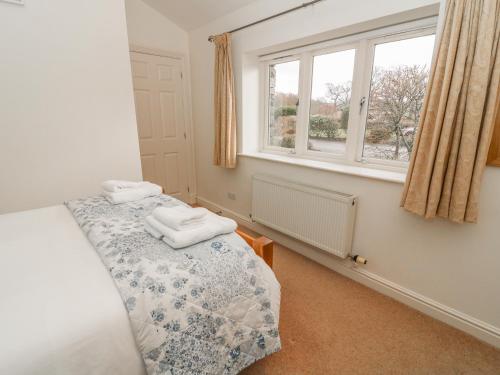 Apple Tree Cottage - image 10