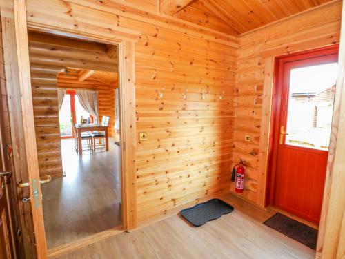 Beech Lodge - image 8