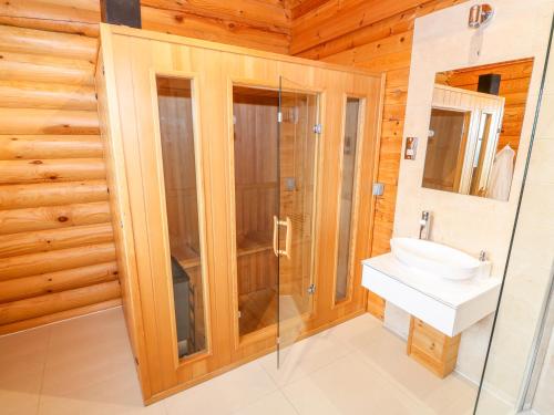Beech Lodge - image 12