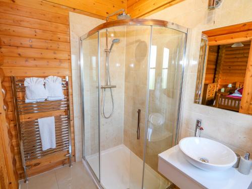 Sycamore Lodge - image 12