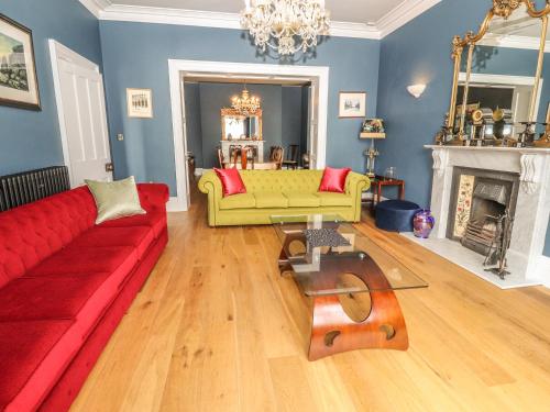 Beaulieu House - image 14