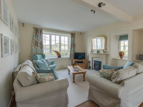 East Cottage - main image