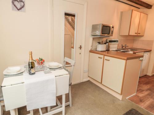 Robin Cottage - image 5