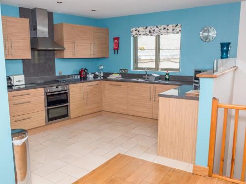 Walnut Cottage in Teigngrace
