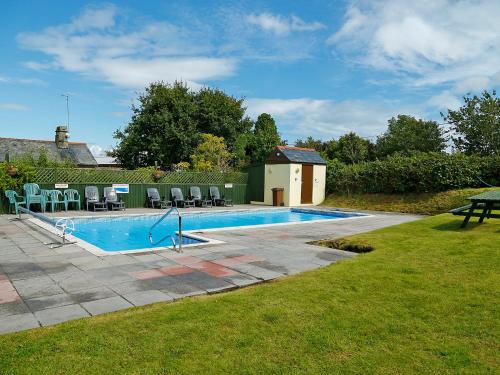 Walnut Cottage in Teigngrace