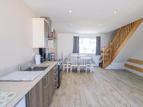 Bracken Cottage - image 9