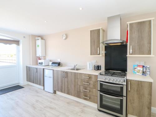 Bracken Cottage - image 12