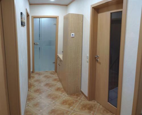 Mones Monteur- und Ferienwohnung in 克洛澤