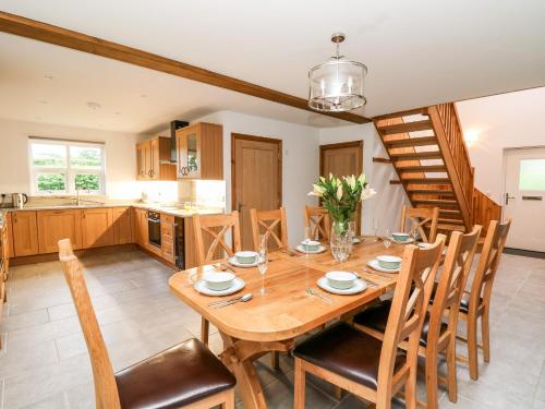Lapwing Lodge - image 9