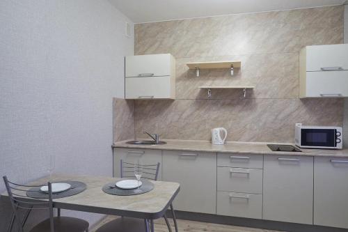 Apartment on Molodogvardeytsev 74 - image 12