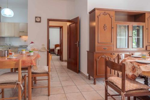 Apartment with Balcony image 4