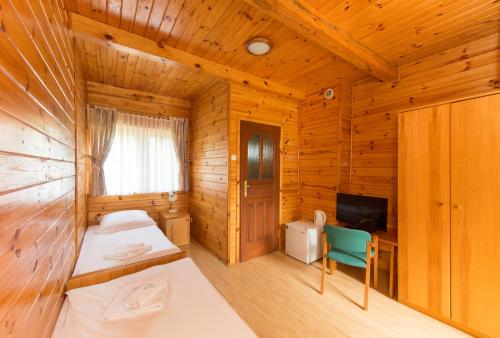 One-Bedroom Chalet