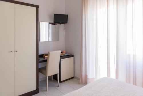 Hotel Viola - image 2