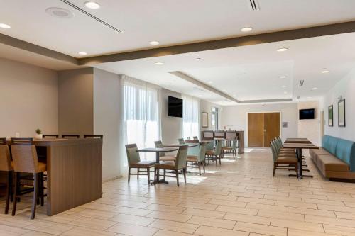 ห้องอาหาร, Comfort Inn in โจเนสโบโร (AR)