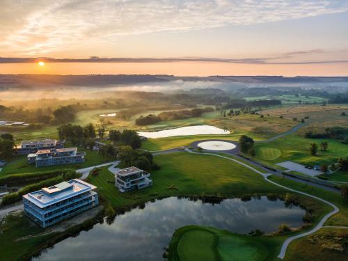 344536024 Zala Springs Golf Resort