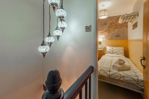 July Cottage - image 12