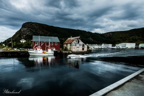 Thon Hotel Fosnavåg - image 9