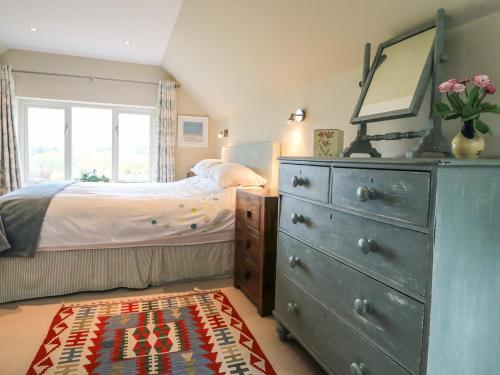 Long Meadow - image 3