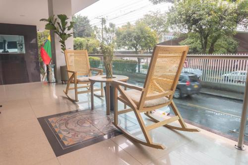 ระเบียง/ชานเรือน, Hotel Central Plaza Medellin in เลาเรเลส