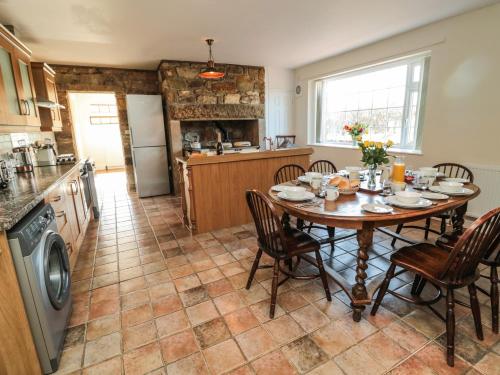 ทัศนียภาพภายนอกโรงแรม, Thistleyhaugh Cottage in มอร์แพ็ท