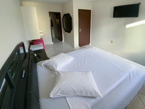 Double Room image 6