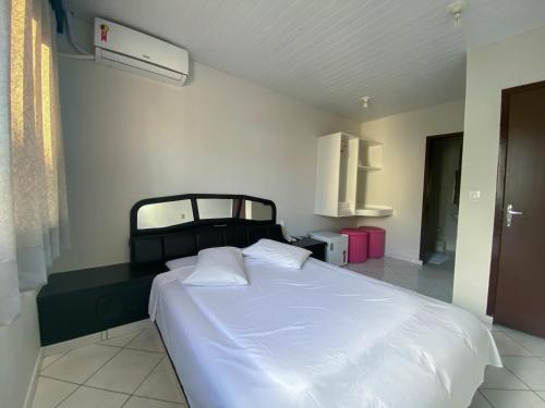 Double Room image 5