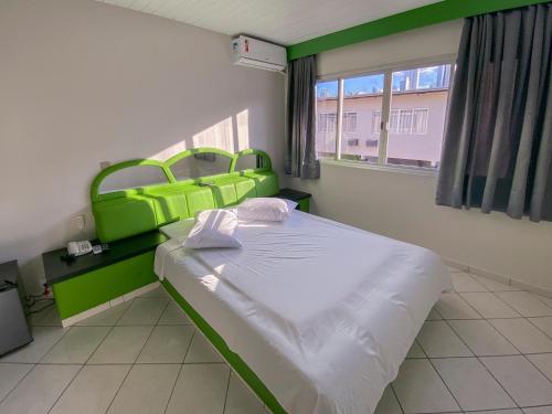 Double Room image 4