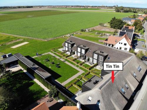 Tin Tin in Cadzand, Koolse Hoeve 1b