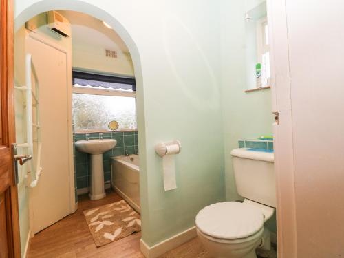 Bryn Lleuddad Pwllheli - image 6