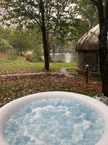 Romantic Yurt in Nature Reserve with Jacuzzi in Cocullo